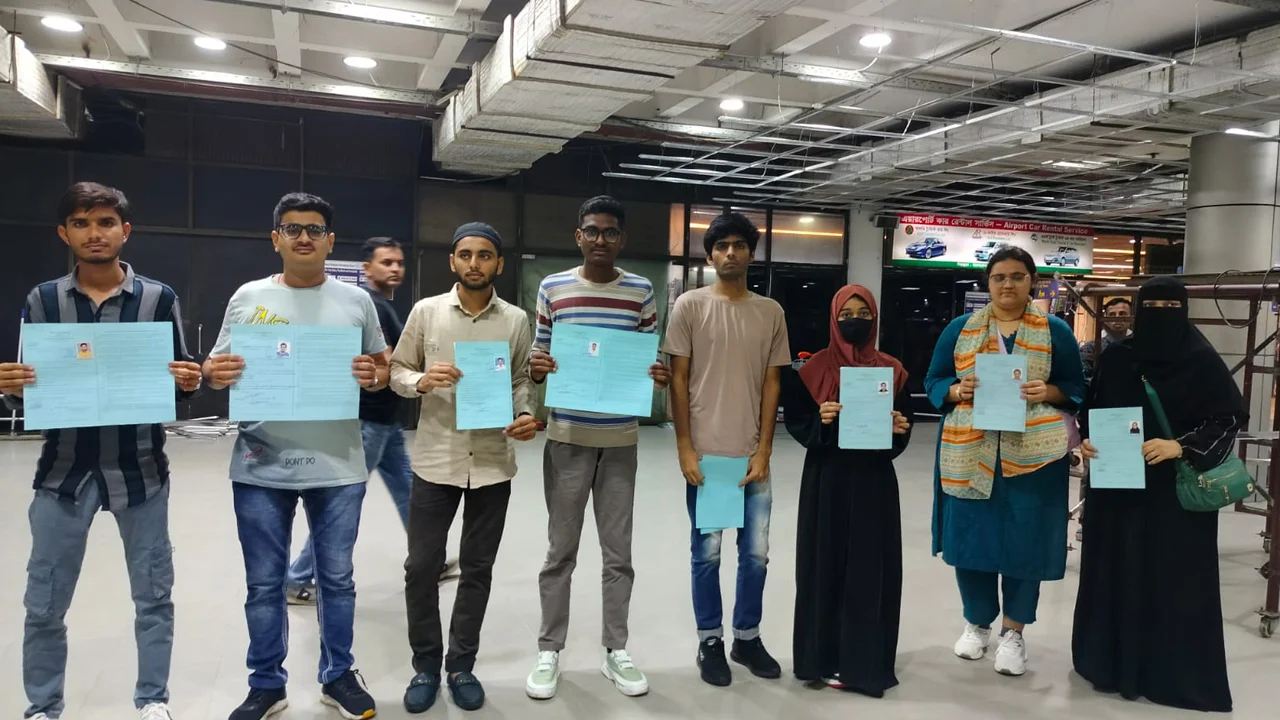 Students with their documents before departure